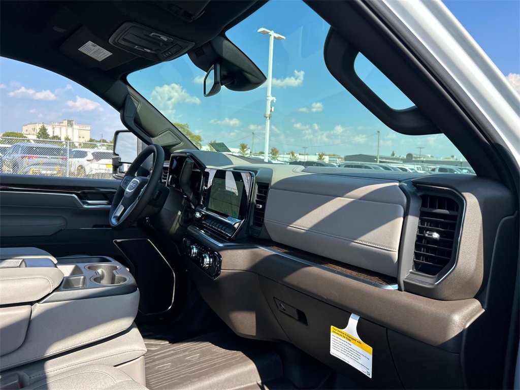 2026 Gmc Sierra HD SLE photo 33