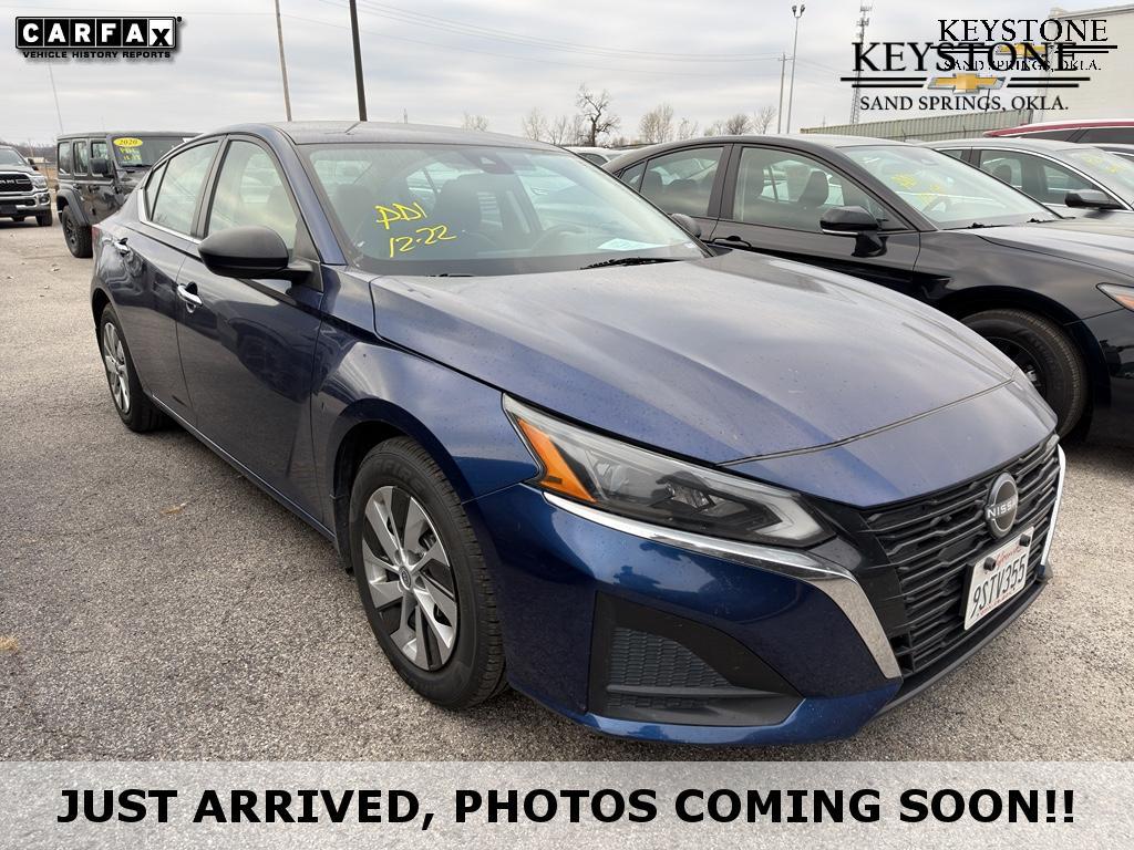 2024 Nissan Altima S's photo