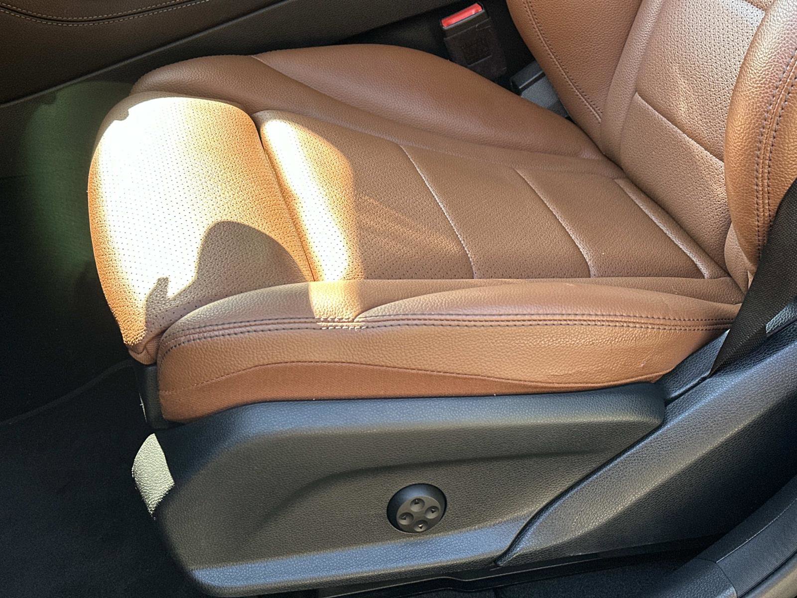 2020 Mercedes Benz GLC 300 4MATIC photo 16