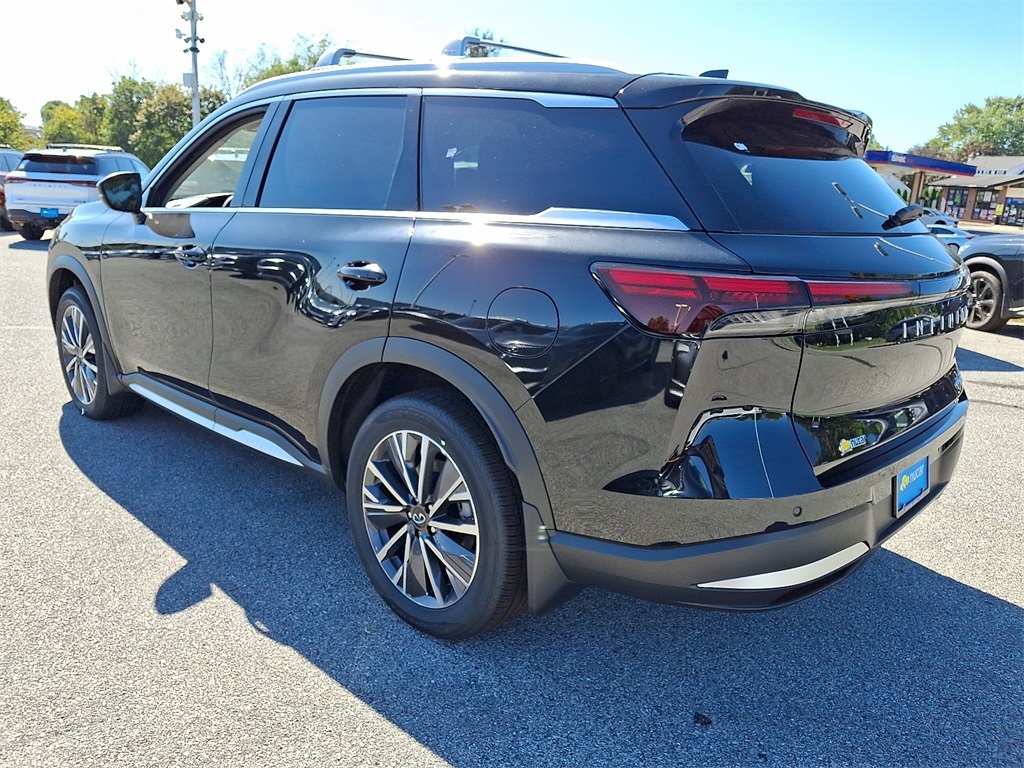 2026 Infiniti QX60 Luxe AWD photo 3