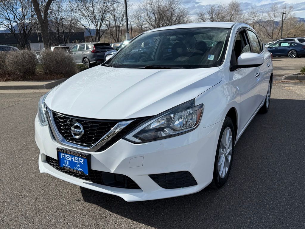 2019 Nissan Sentra SV photo 4