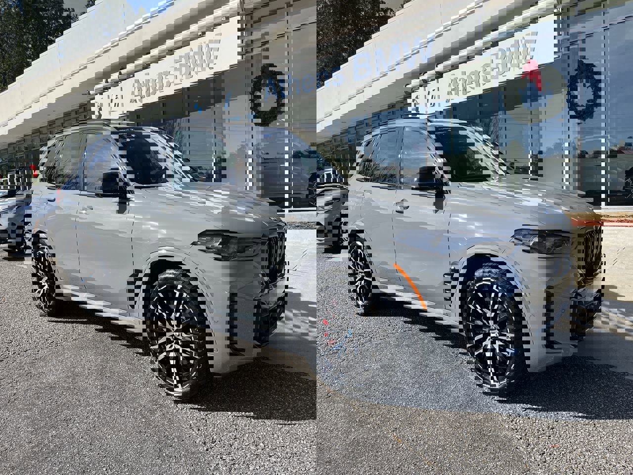 2024 BMW X5 M60i's photo