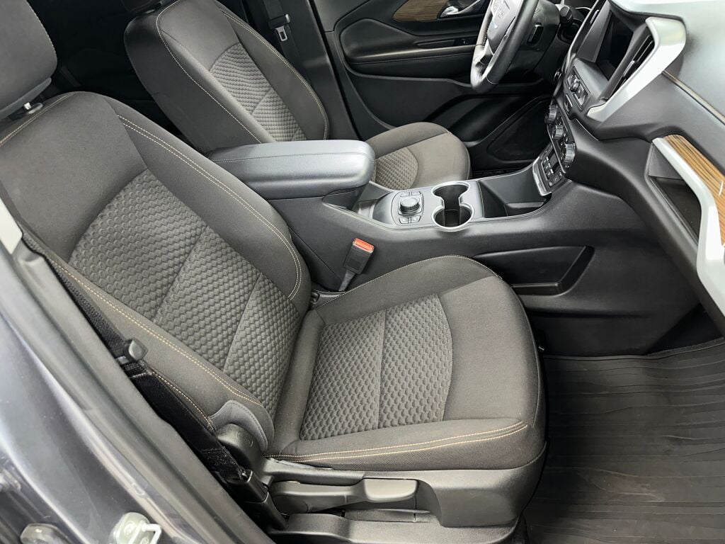 2020 Gmc Terrain SLE photo 25