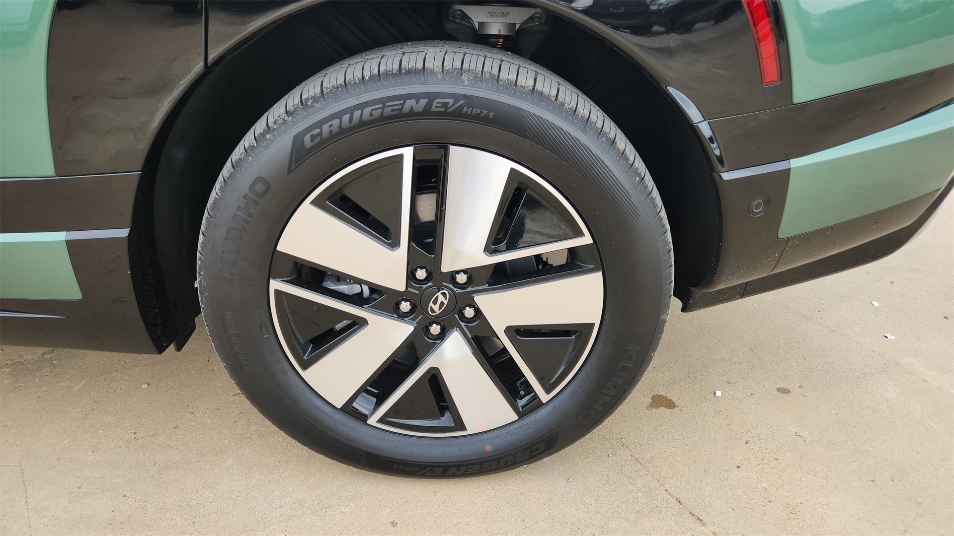 2026 Hyundai Ioniq SEL photo 22