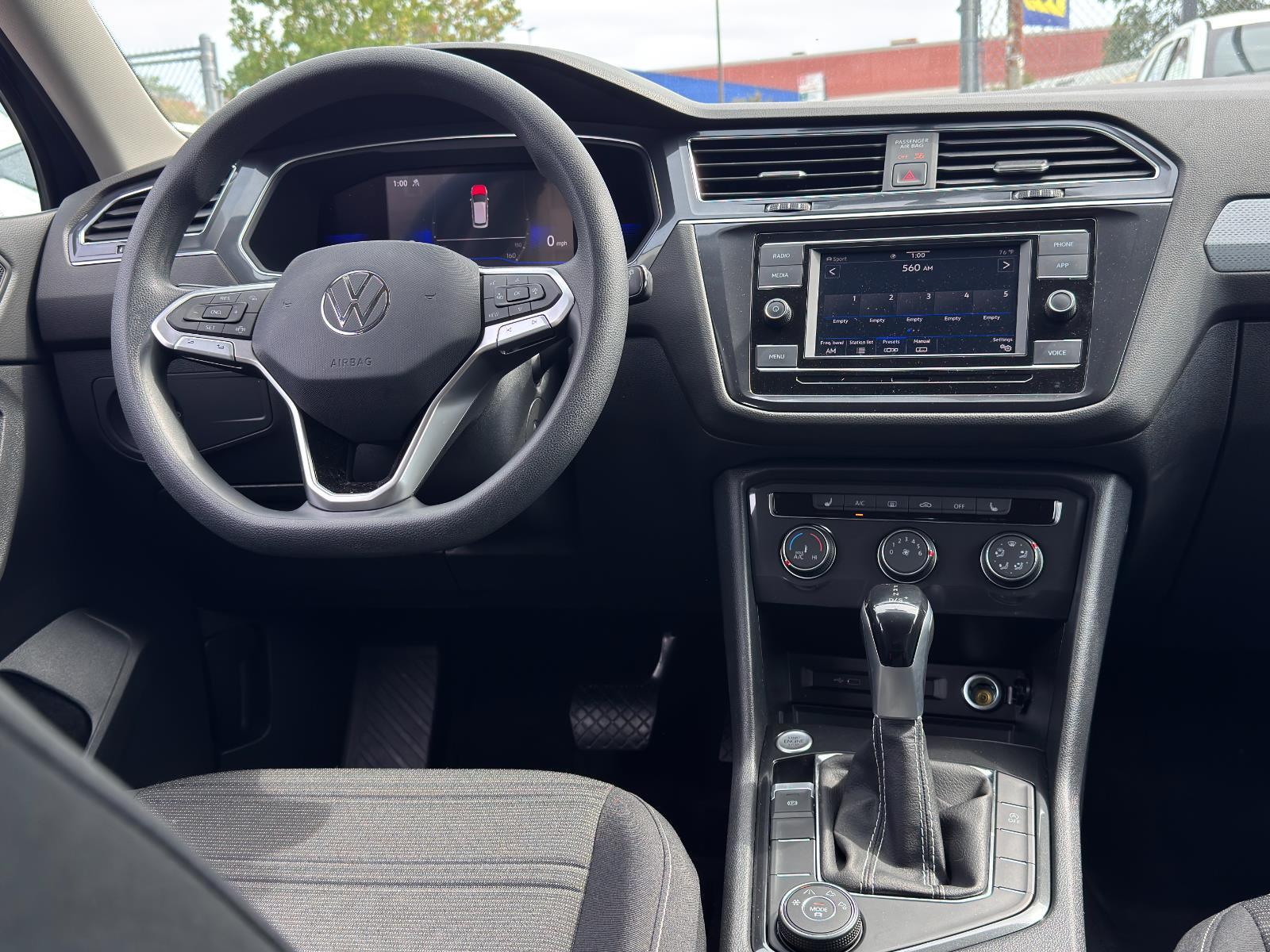 2022 Volkswagen Tiguan S photo 25