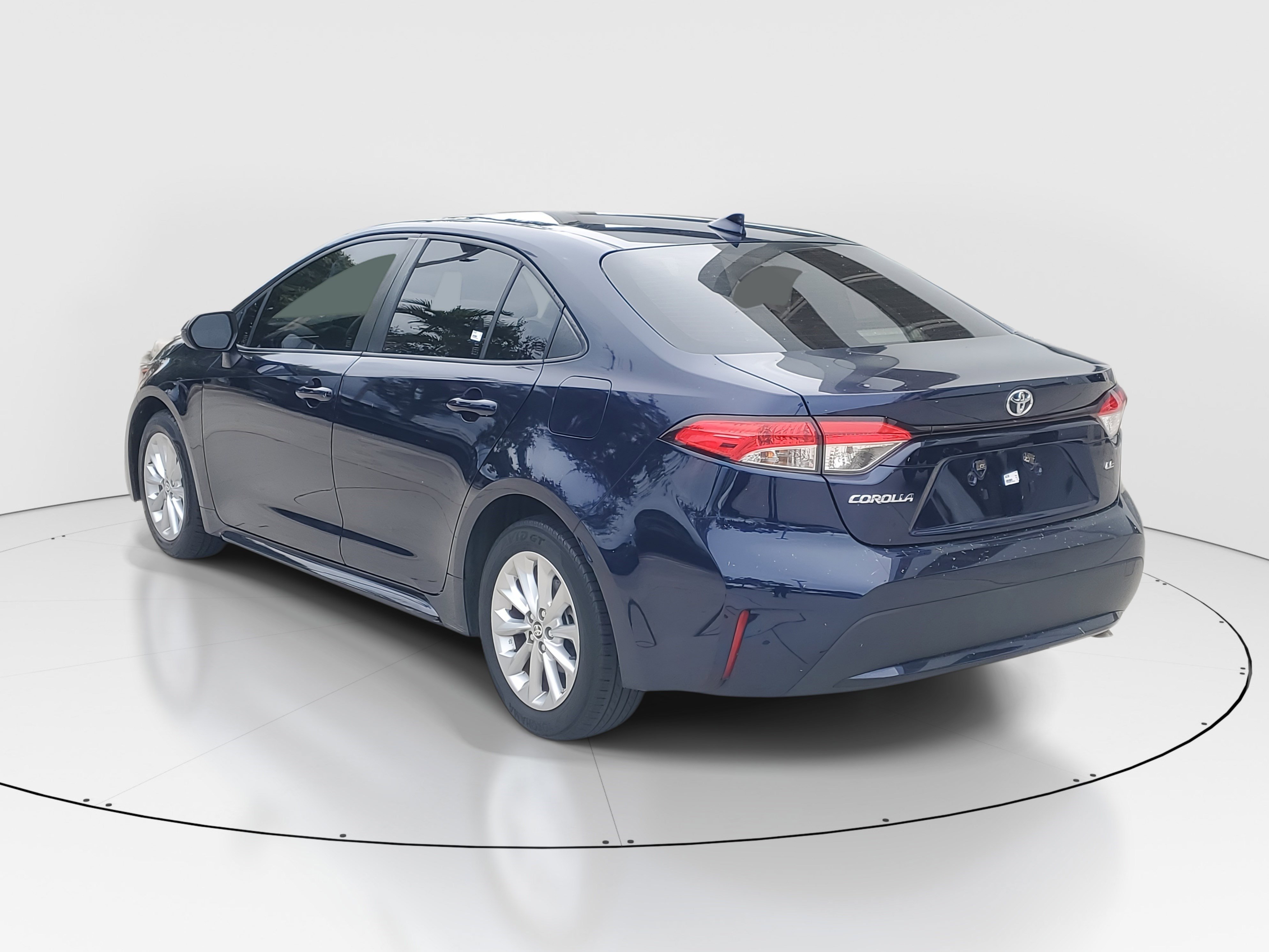 2022 Toyota Corolla LE Premium photo 5