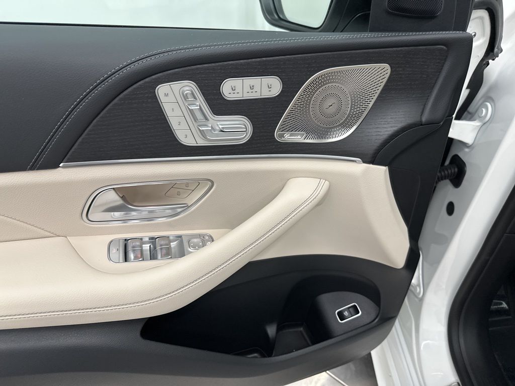2026 Mercedes Benz GLE 450 4MATIC photo 9