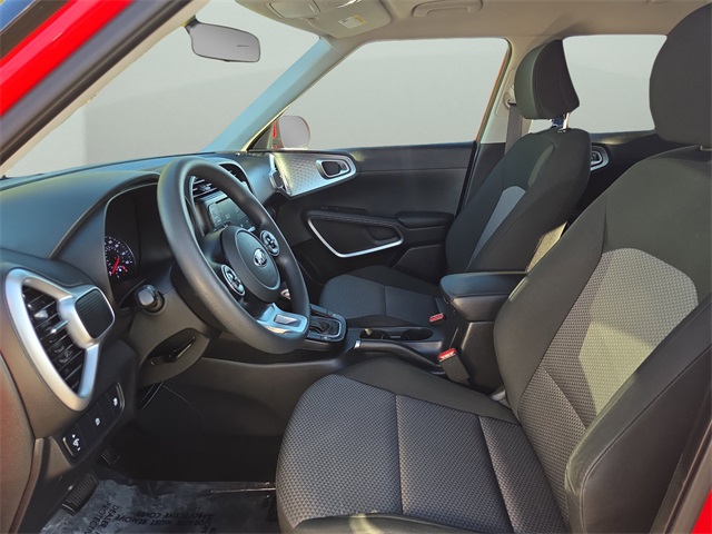 2020 Kia Soul LX photo 24