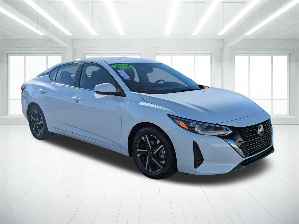 2024 Nissan Sentra SV's photo