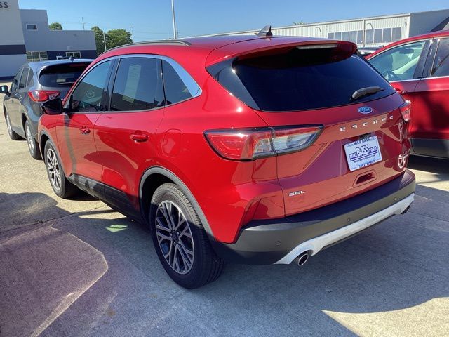 2020 Ford Escape SEL photo 9