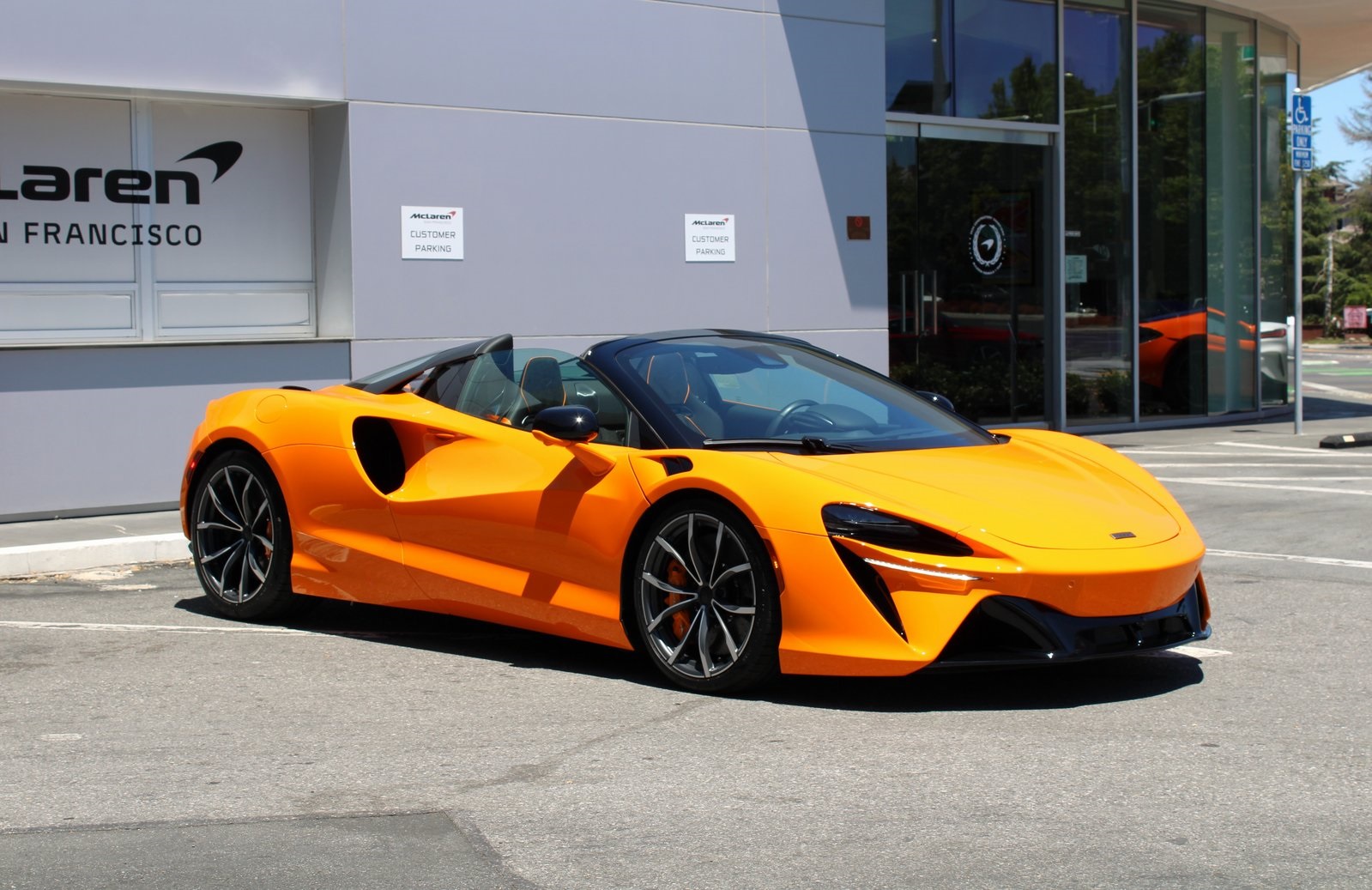2025 Mclaren ARTURA Spider photo 12