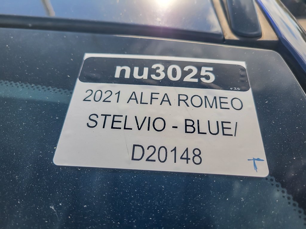 2021 Alfa Romeo Stelvio Ti photo 22