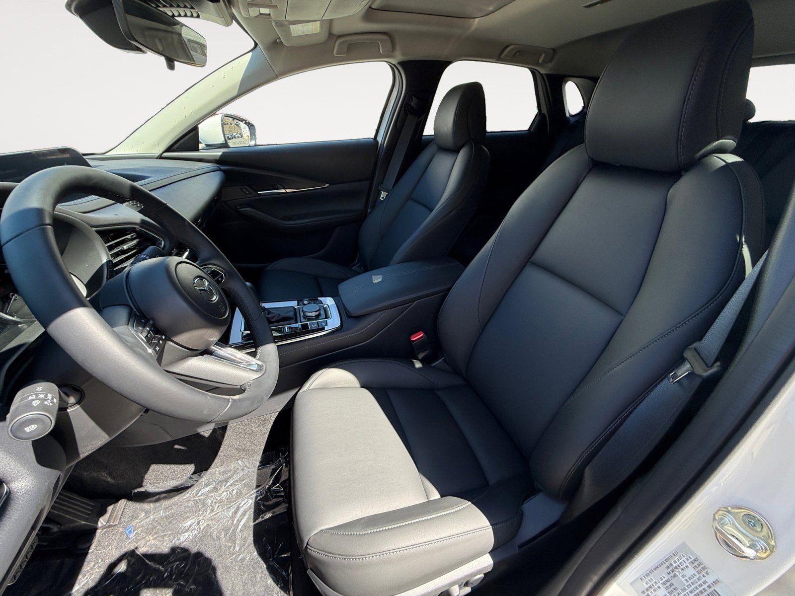 2025 Mazda CX-30 2.5 S Preferred photo 10