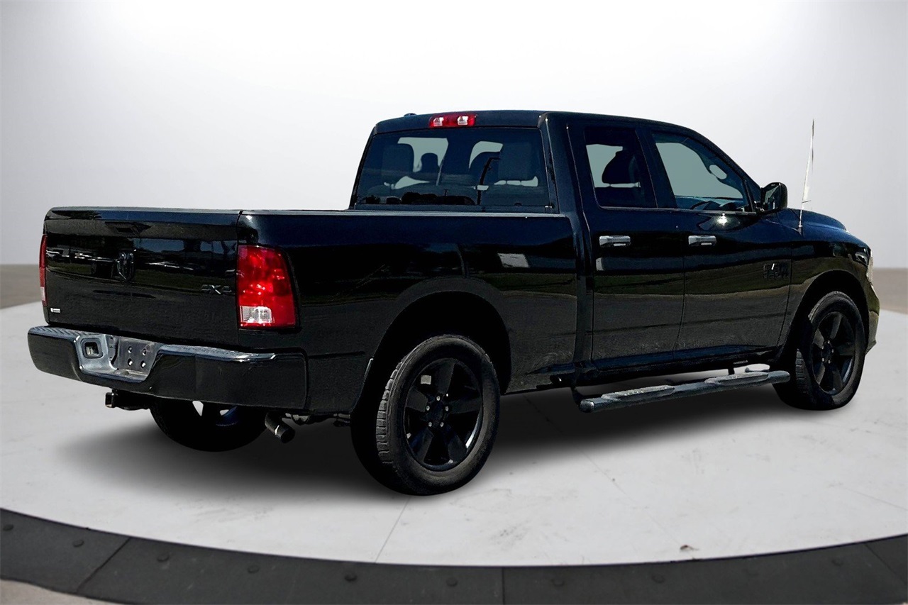 2017 Ram 1500 Express photo 8
