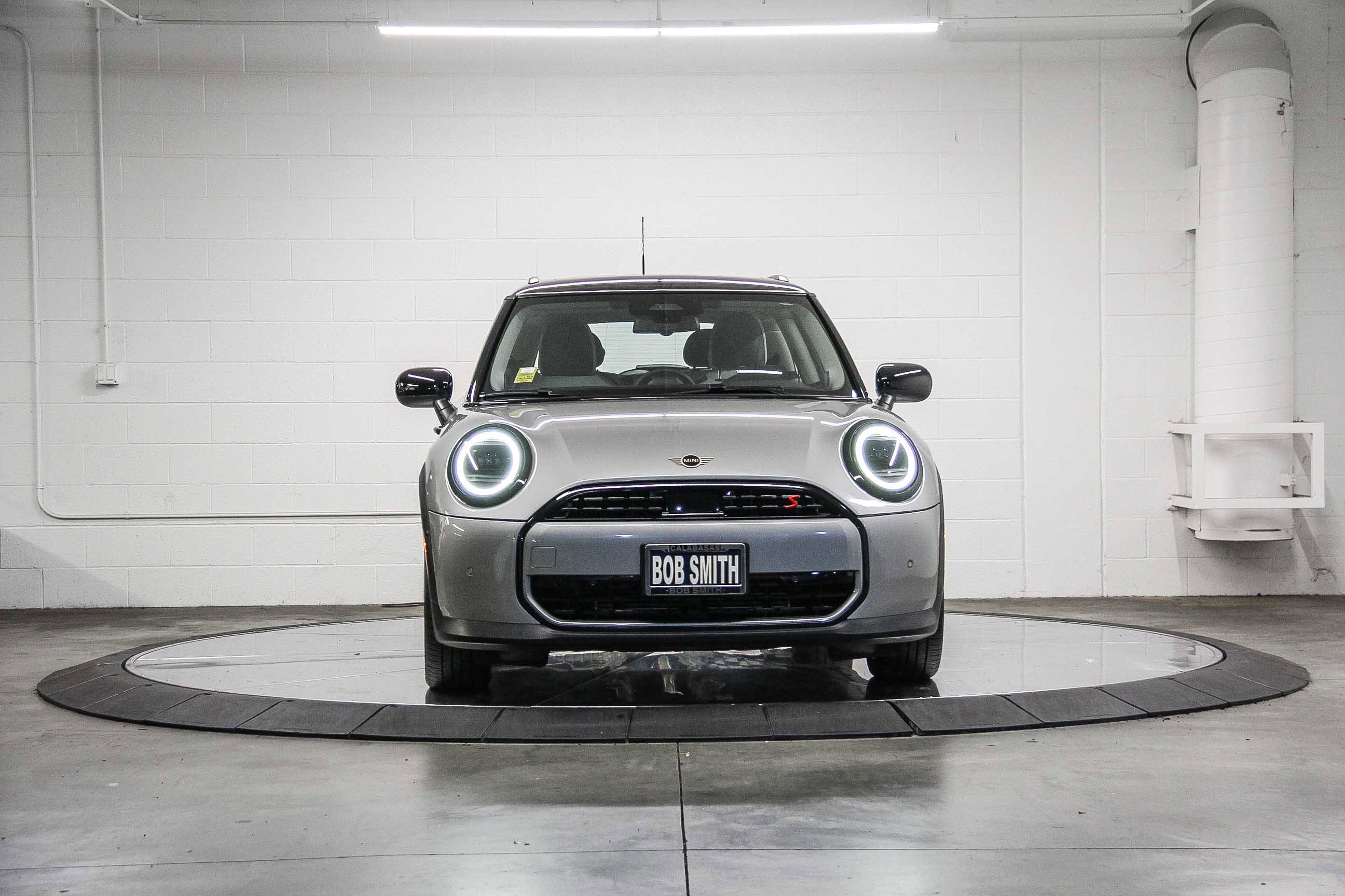 2025 Mini Cooper 2 Door Hardtop S photo 2