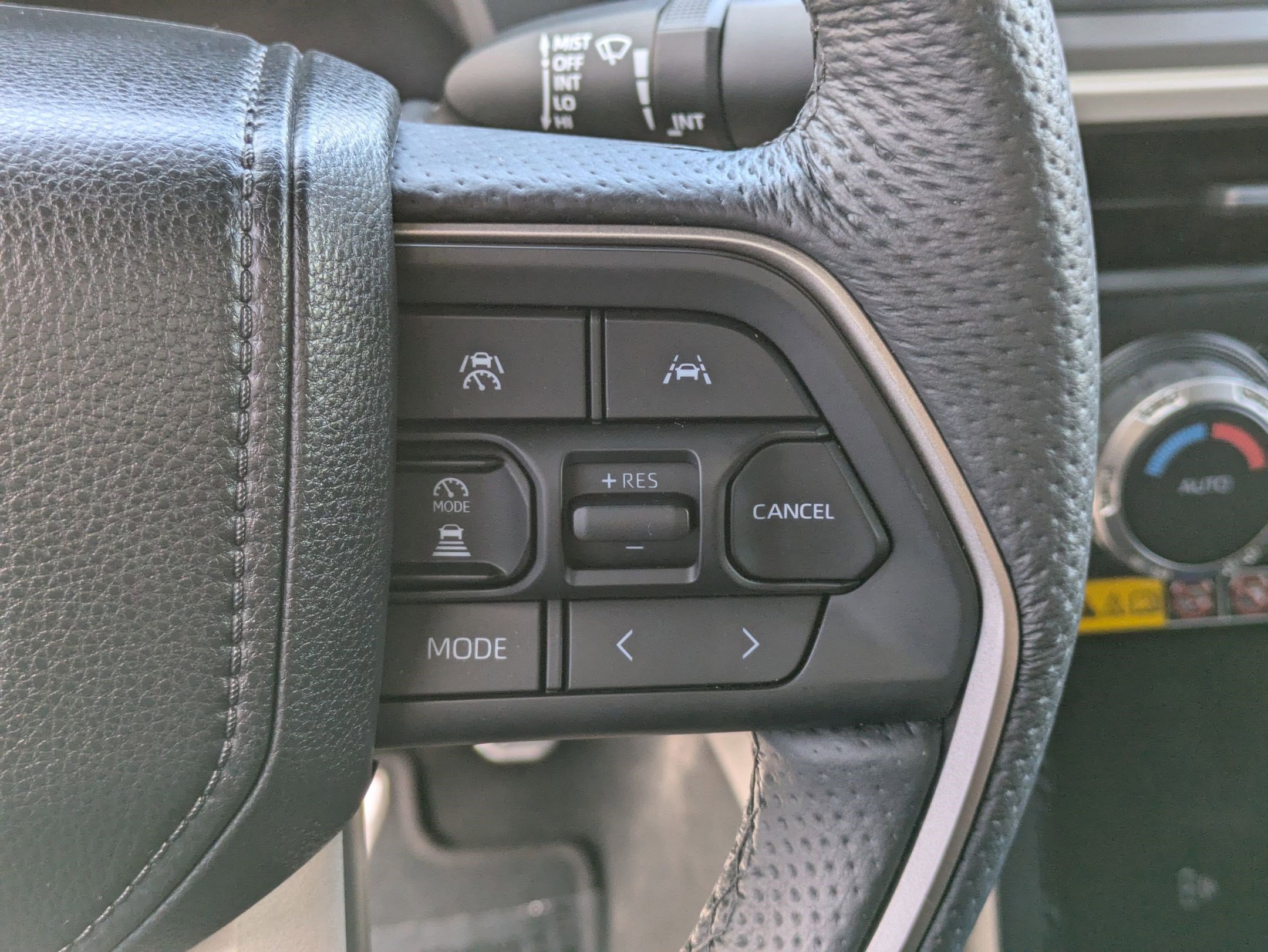 2024 Toyota Tacoma TRD Sport Double Cab photo 14