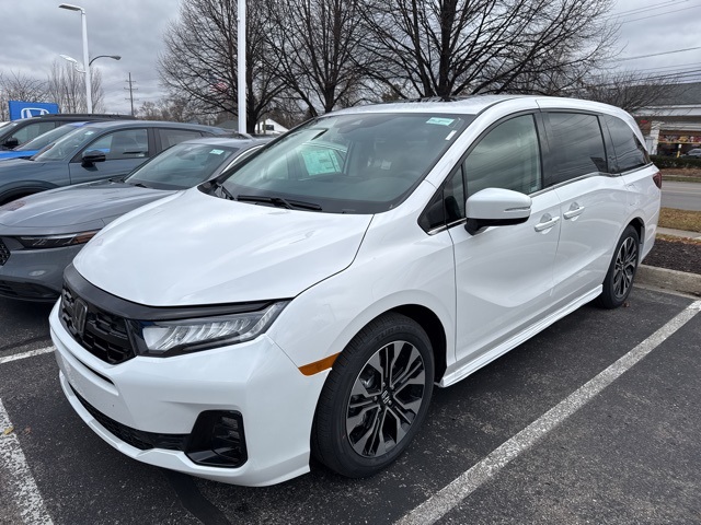 2026 Honda Odyssey Elite photo 3