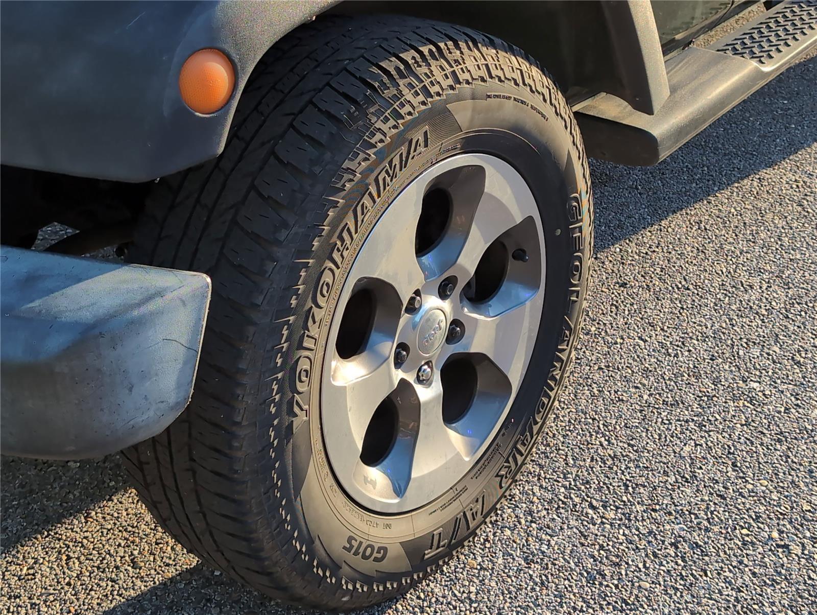 2008 Jeep Wrangler Unlimited X photo 19