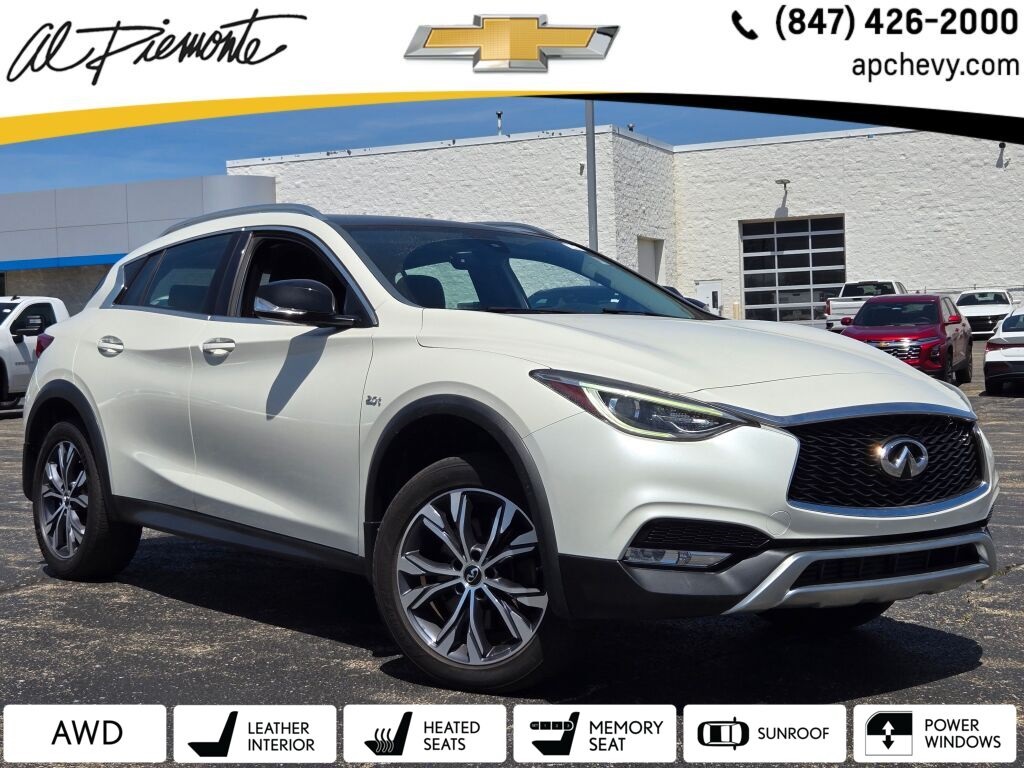 2018 INFINITI QX30 Premium's photo