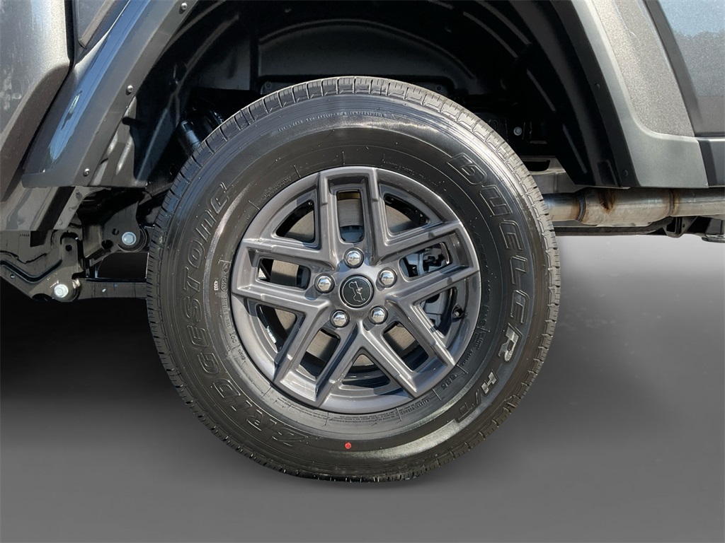 2025 Jeep Gladiator Sport S photo 10