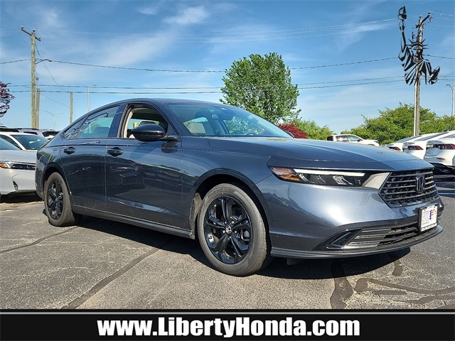 2025 Honda Accord SE's photo