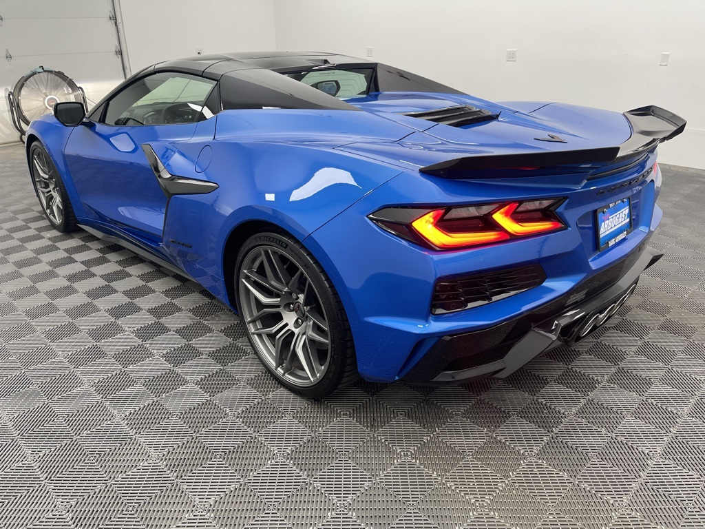 2025 Chevrolet Corvette Z06 1LZ photo 9