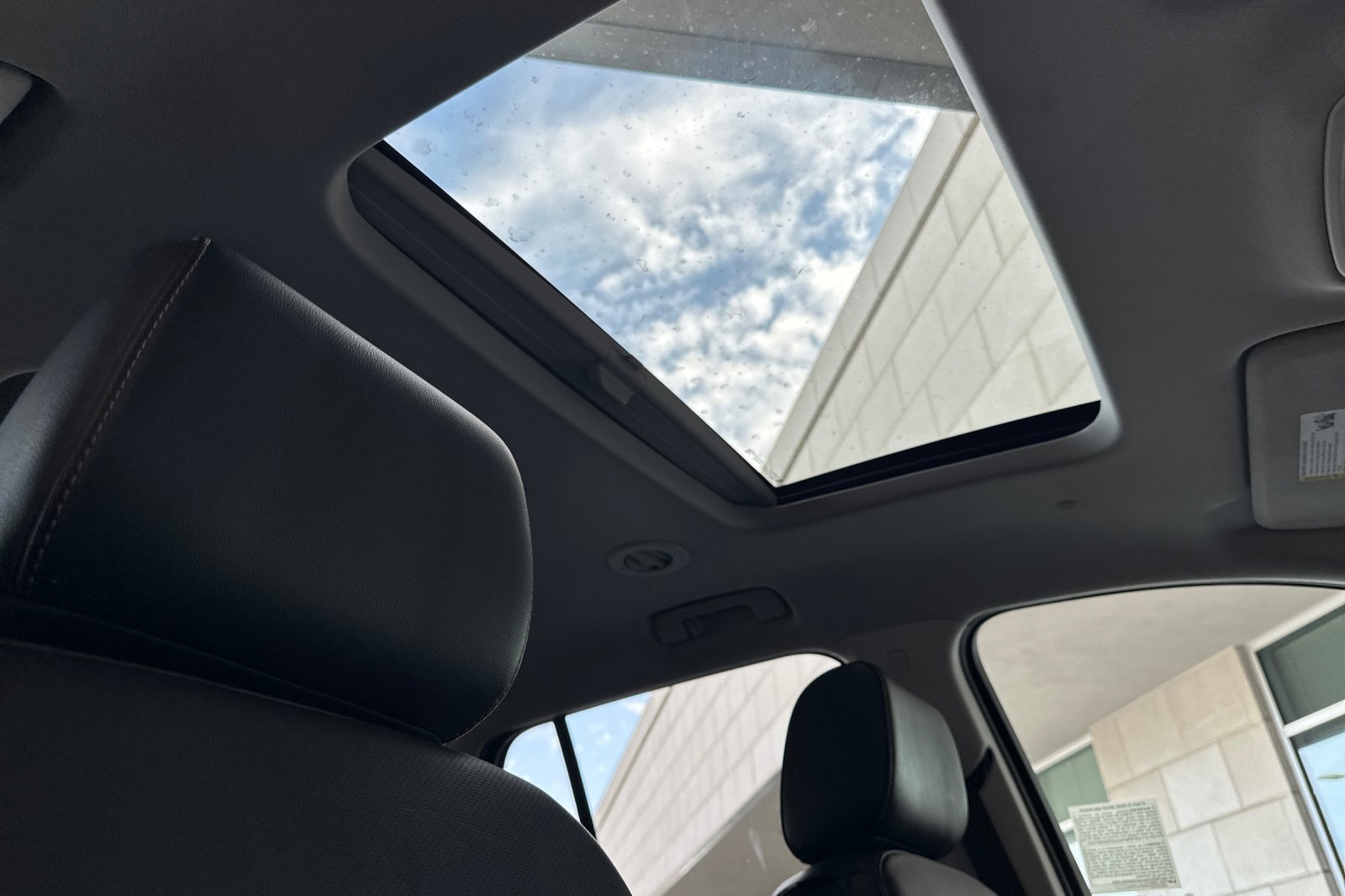2021 Chevrolet Traverse Premier photo 16