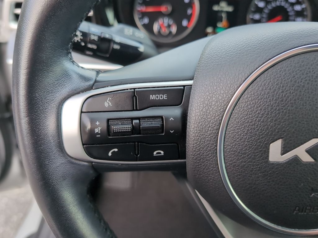2024 Kia K5 GT-Line photo 19