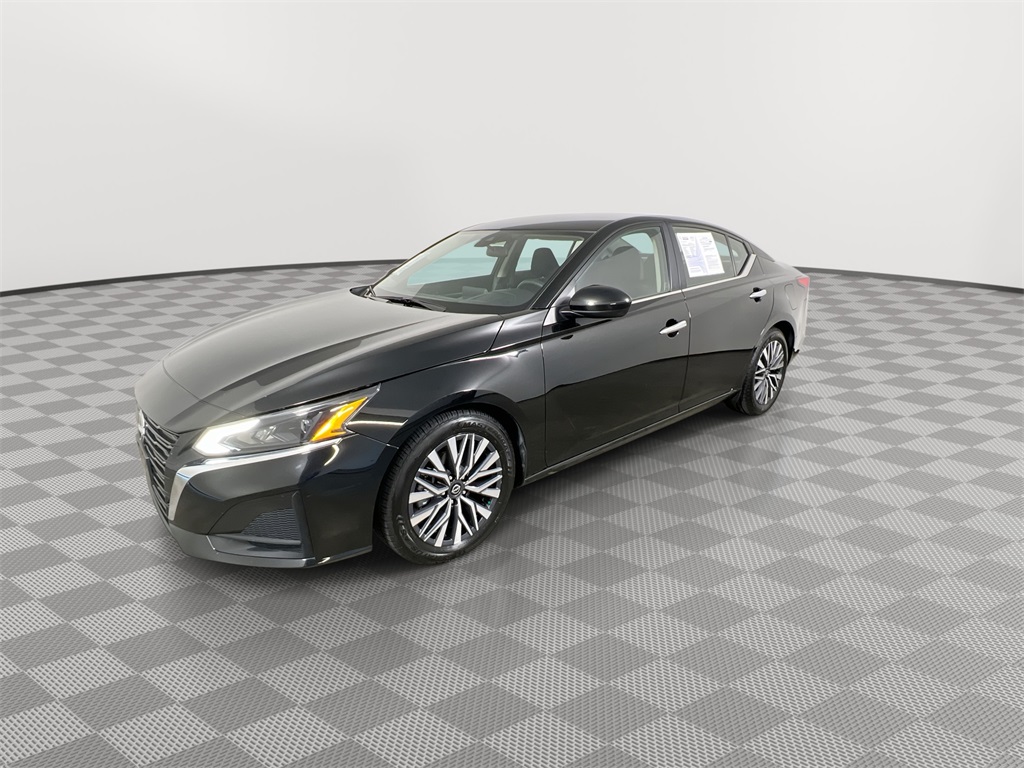 2023 Nissan Altima 2.5 SV photo 4
