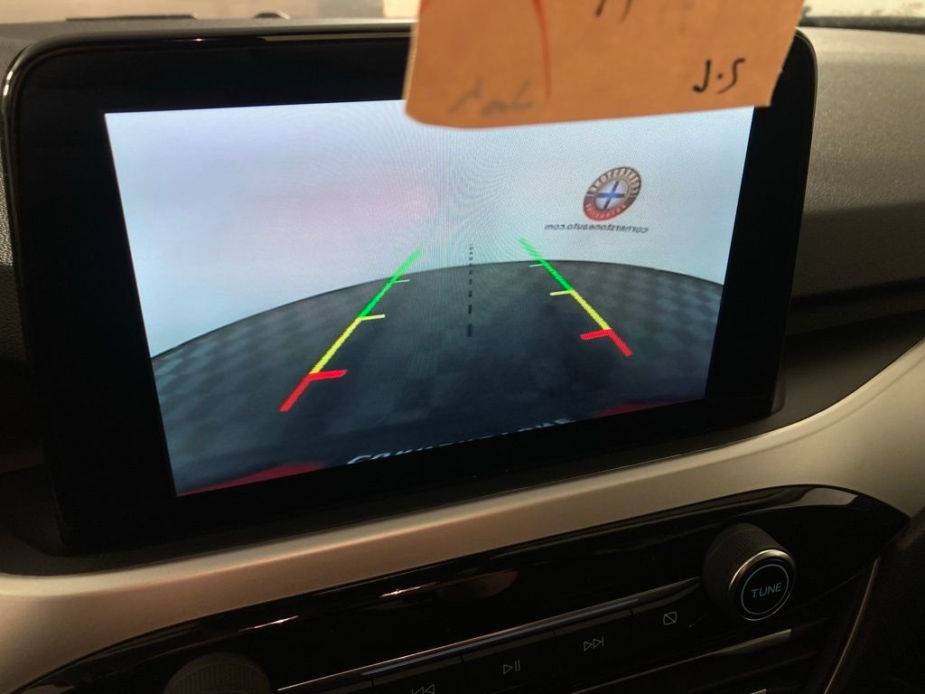 2020 Ford Escape SE Sport Hybrid photo 4