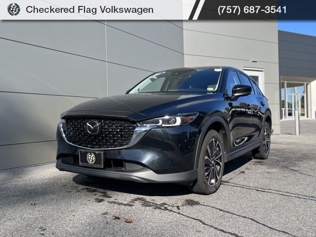 2022 Mazda CX-5 S Premium package's photo