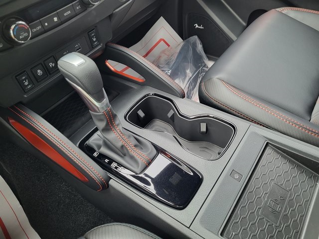 2025 Nissan Frontier PRO-4X photo 17