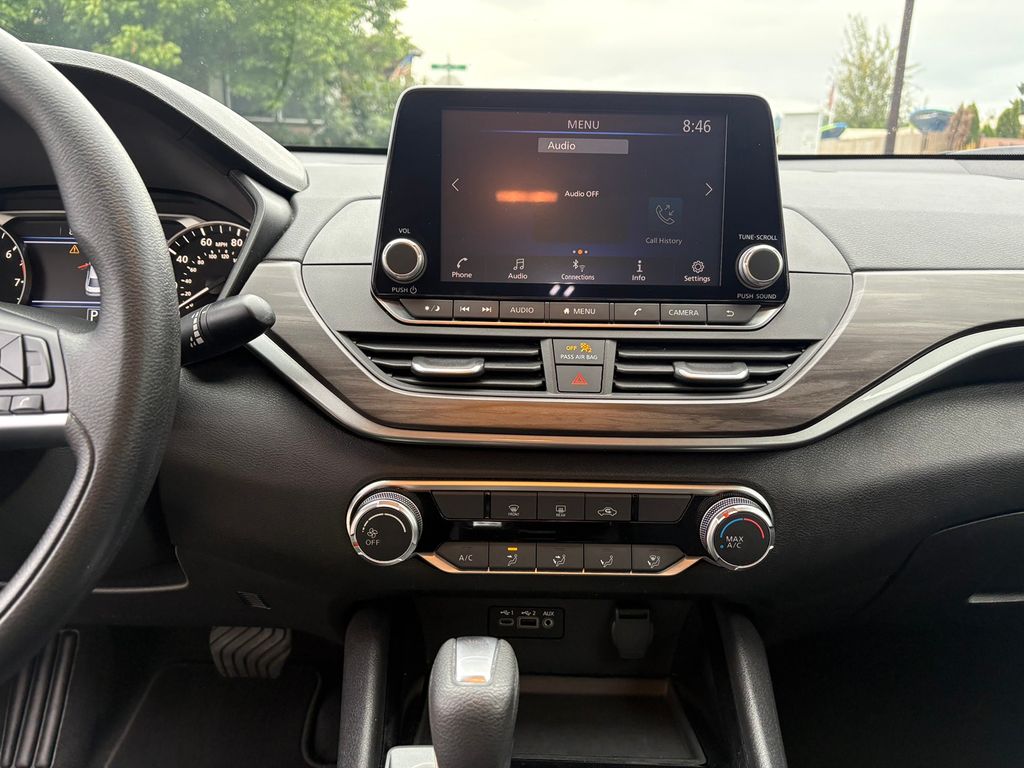 2024 Nissan Altima 2.5 SV photo 19