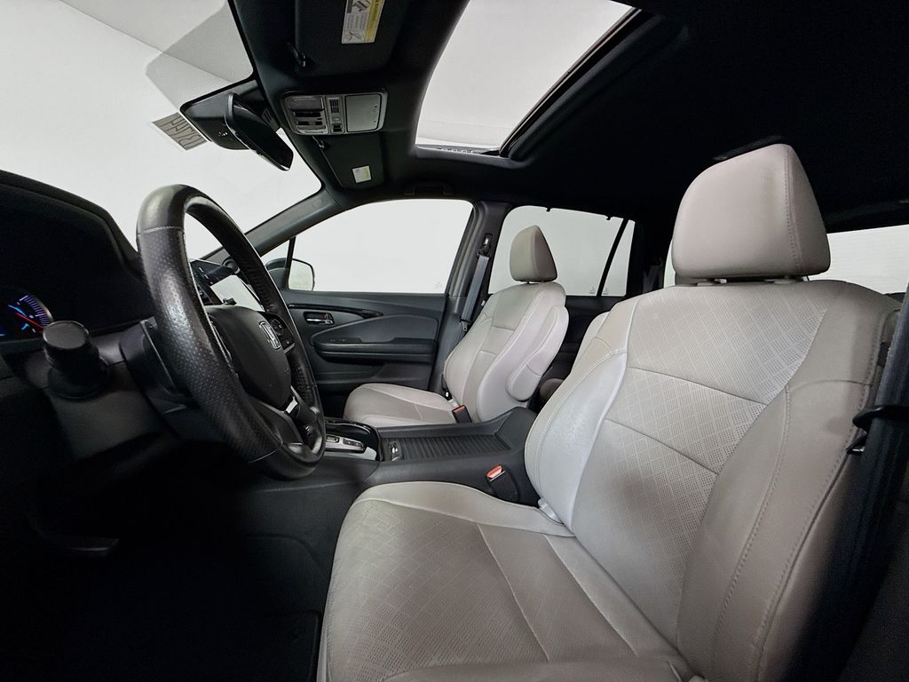 2019 Honda Passport Elite photo 21
