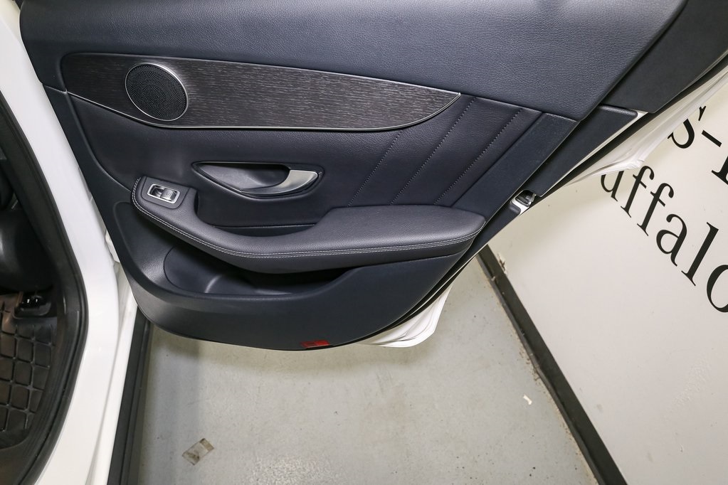 2022 Mercedes Benz GLC 300 4MATIC photo 24