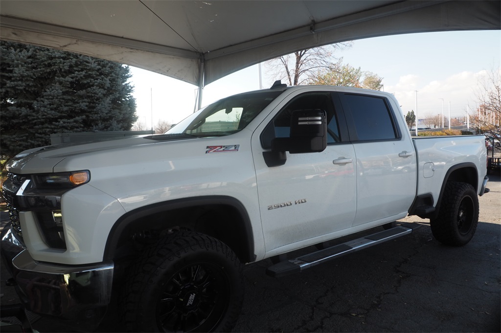 2023 Chevrolet Silverado 2500HD LT's photo