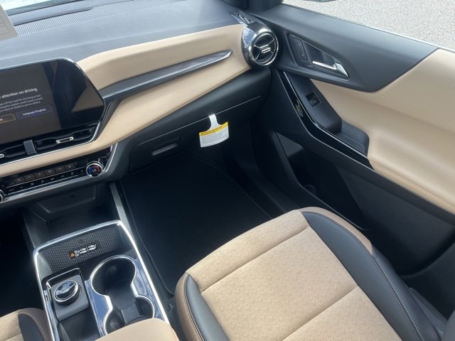2026 Chevrolet Equinox ACTIV photo 13