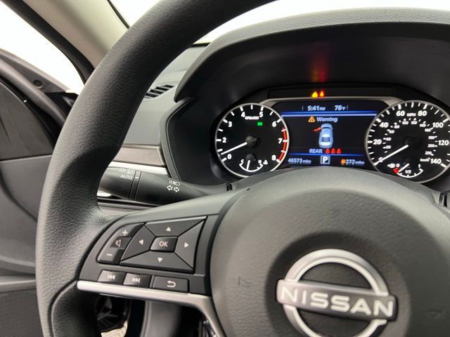 2024 Nissan Altima 2.5 SV photo 11