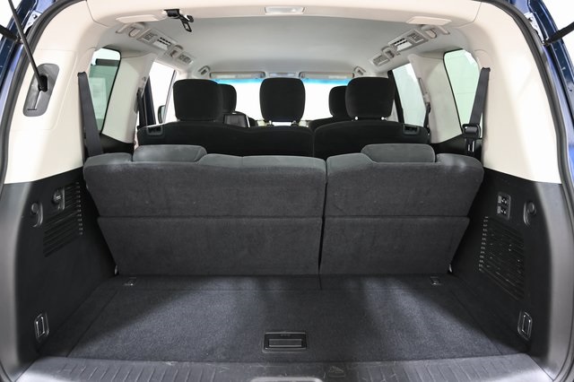 2017 Nissan Armada SV photo 19