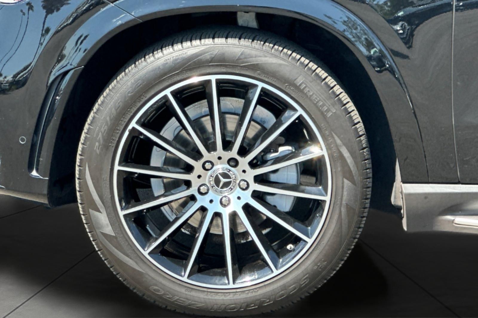 2023 Mercedes Benz GLE 350 4MATIC photo 5