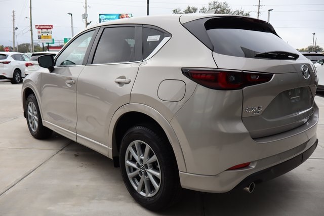 2025 Mazda CX-5 2.5 Select photo 4