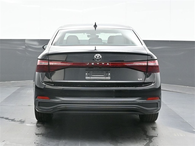 2025 Volkswagen Jetta 1.5T SE photo 2