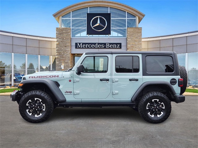 2024 Jeep Wrangler Rubicon photo 2