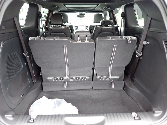 2026 Chrysler Pacifica Limited photo 4