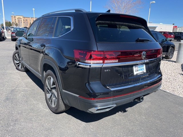 2025 Volkswagen Atlas SEL photo 3