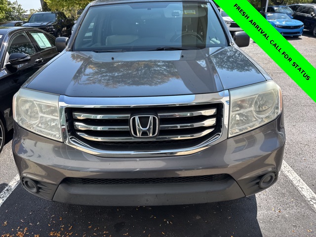 2015 Honda Pilot LX photo 2