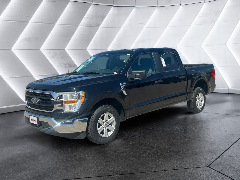 2023 Ford F-150 XLT photo 2