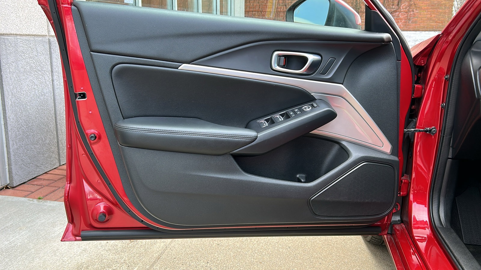 Image 8 of Certified Pre-Owned 2023 Acura Integra Base FWD 4D Hatchback