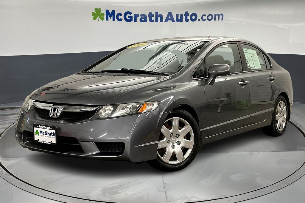 Used 2010 Honda Civic LX with VIN 19XFA1F5XAE005702 for sale in Iowa City, IA