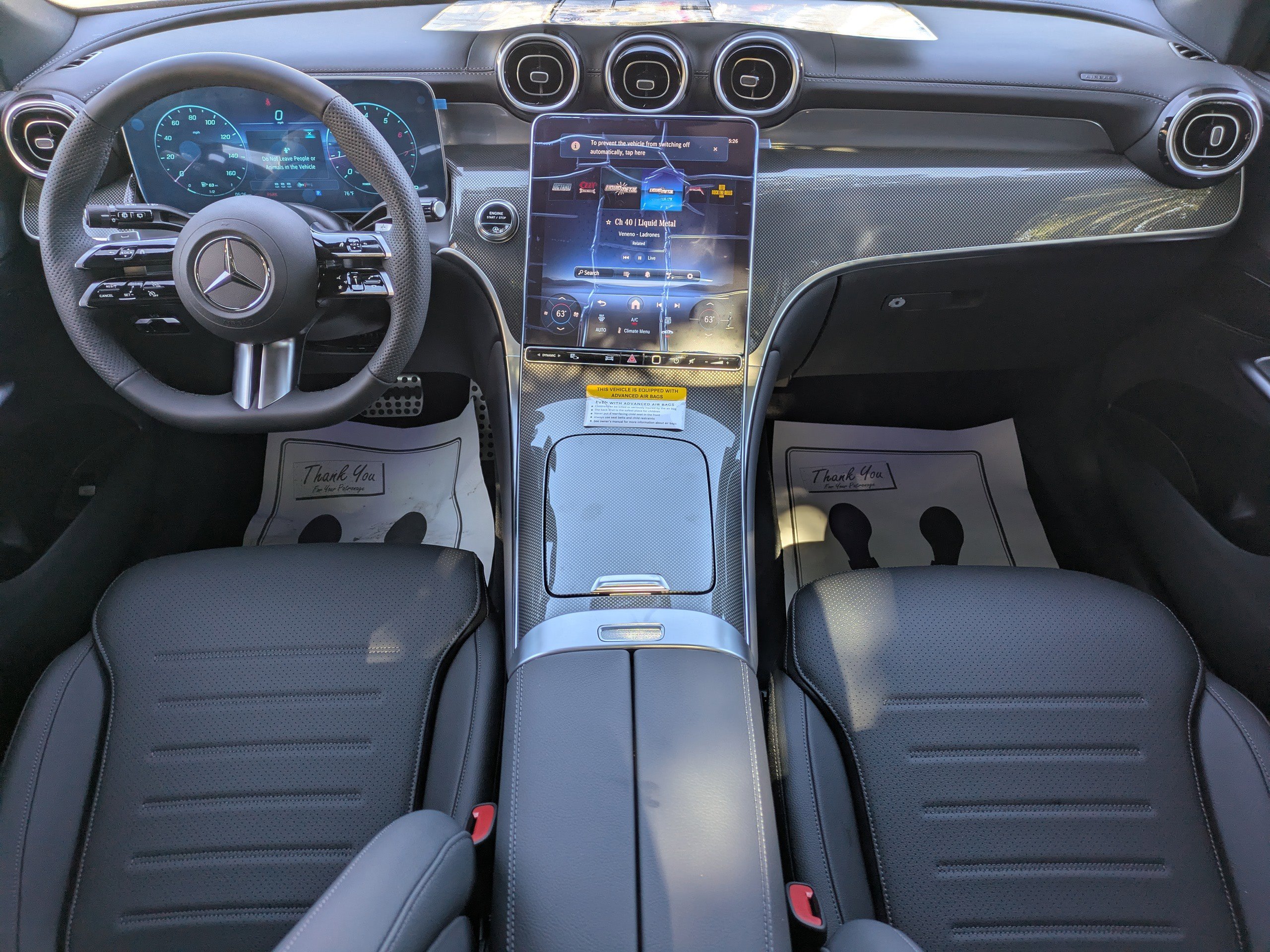 2026 Mercedes Benz GLC 300 photo 2